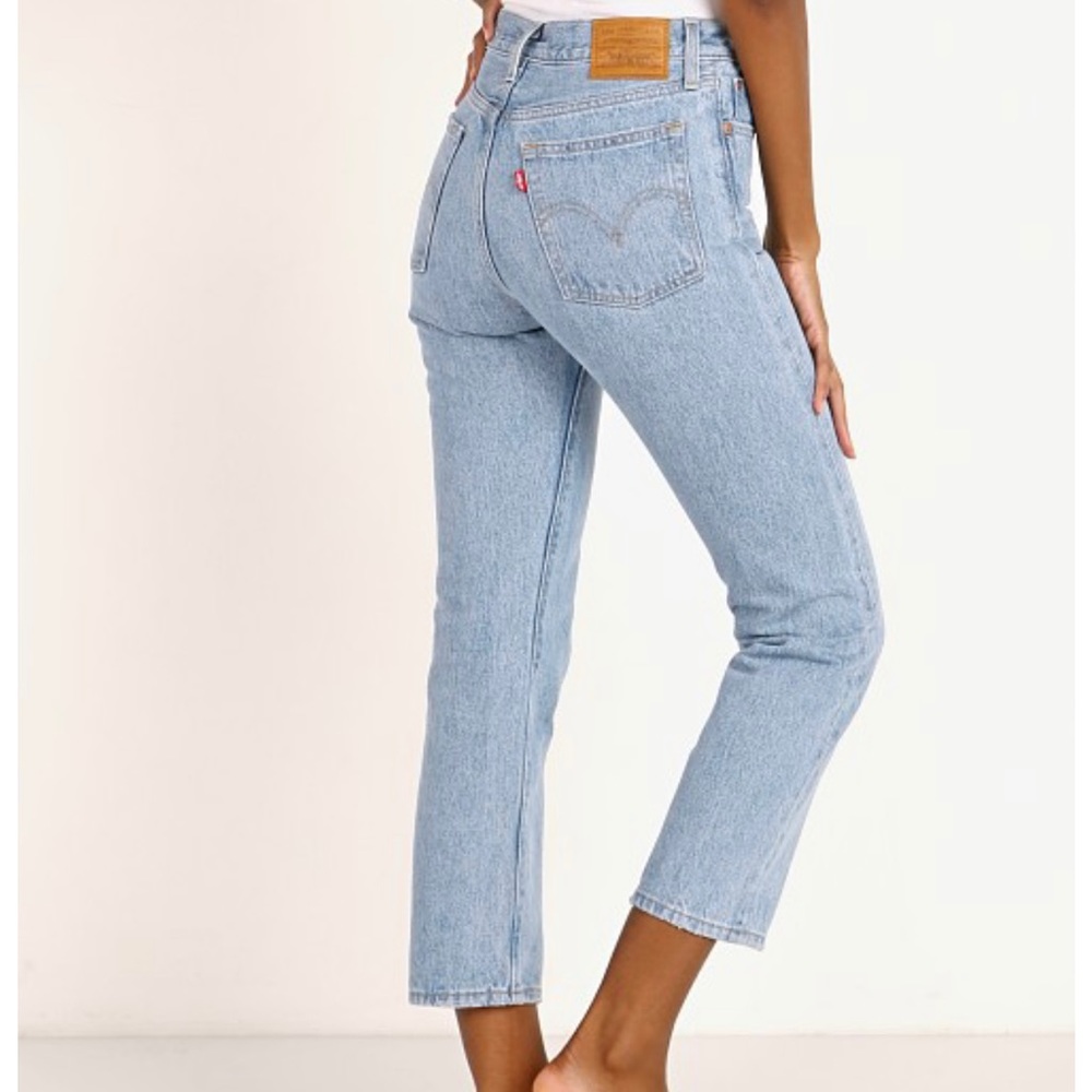 Levi’s Wedgie Straight Jeans